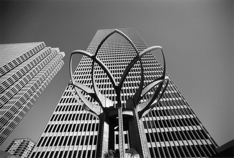 Sculpture in financial district (105060-14)