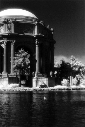 Palace of Fine Arts (infrared) (105040-10)