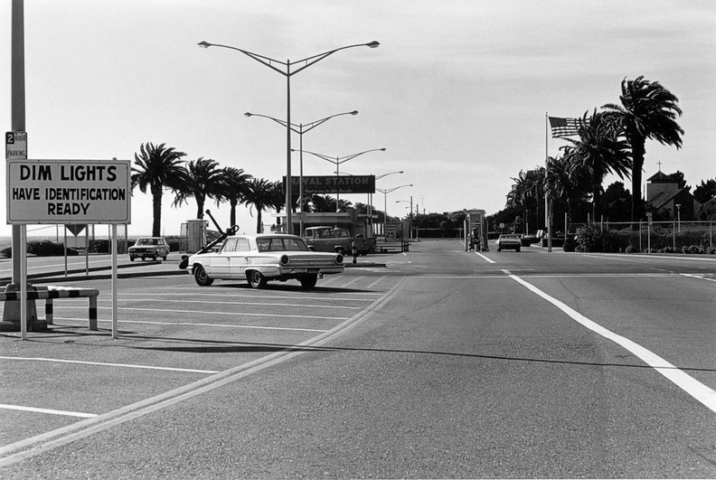 35mm Tri-X shot in 1971 while I was stationed on Treasure Island. This picture is a scan from a traditional darkroom print made in 2011. flickr-6113210466.jpg